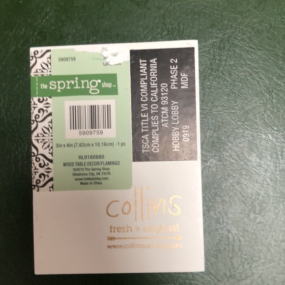 Small box - Picture 2 of 2